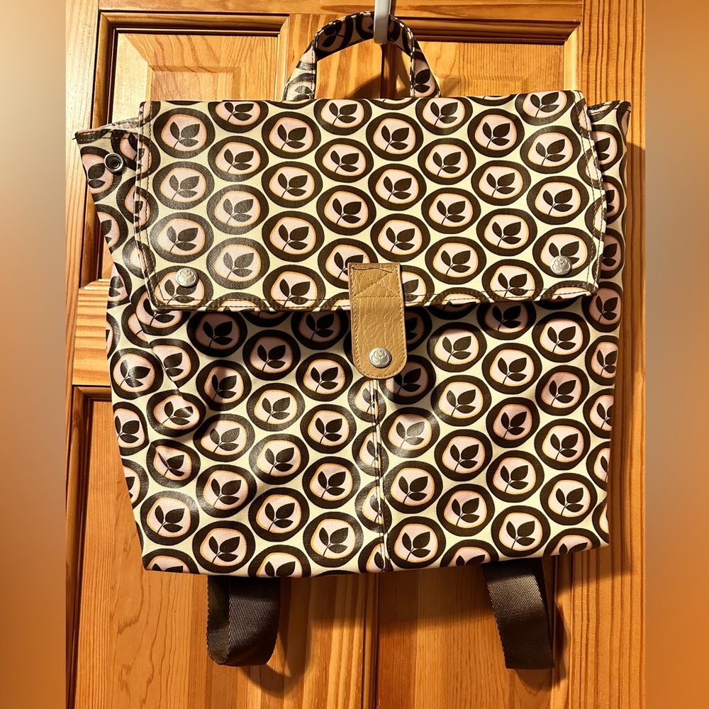 elsapel backpack - never used but not brand new